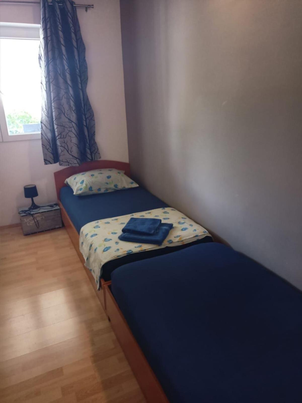 Apartment Piveta Трогір Екстер'єр фото