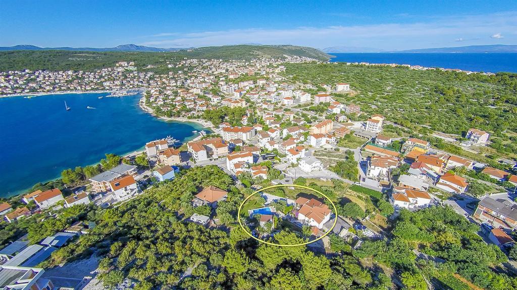 Apartment Piveta Трогір Екстер'єр фото