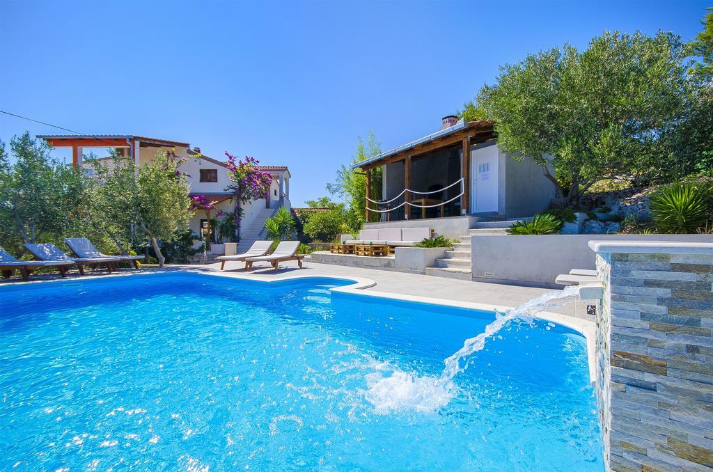 Apartment Piveta Трогір Екстер'єр фото